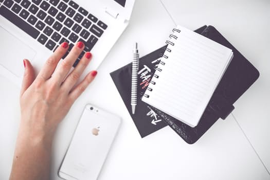 How To Hire and Work With A Virtual Assistant – Five Tips